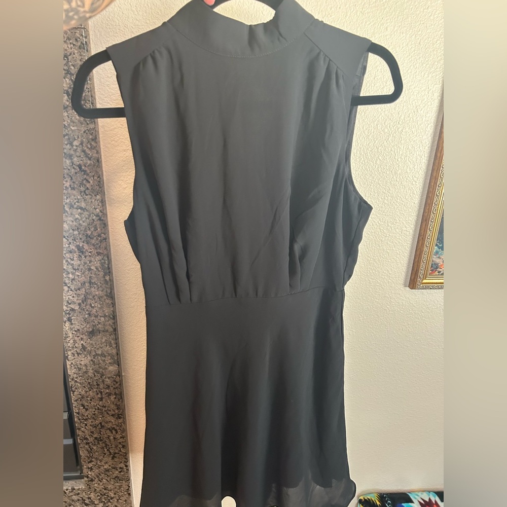 Lulu's Classic Black Dress